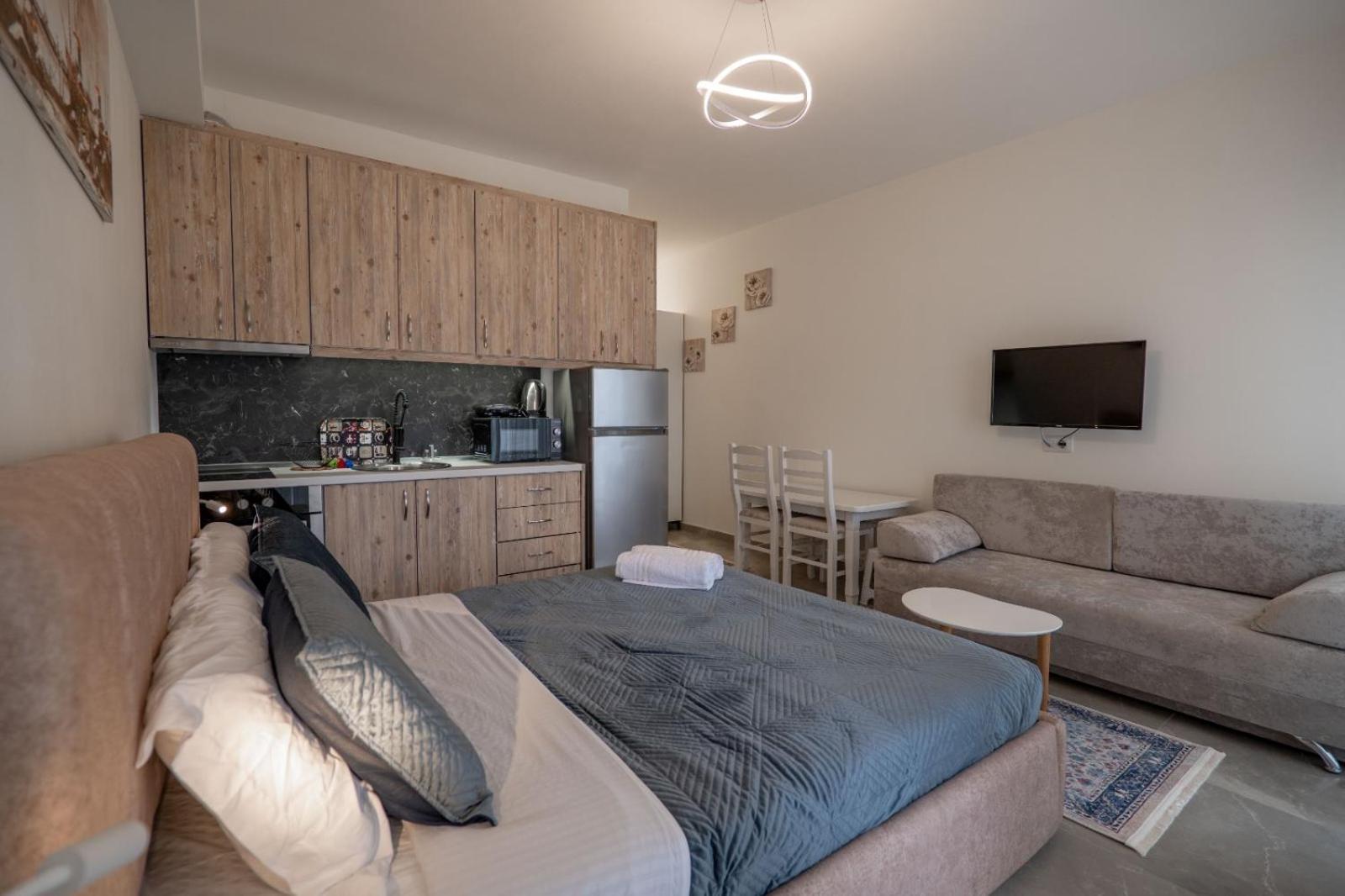 Esel Apartments ساراندا المظهر الخارجي الصورة