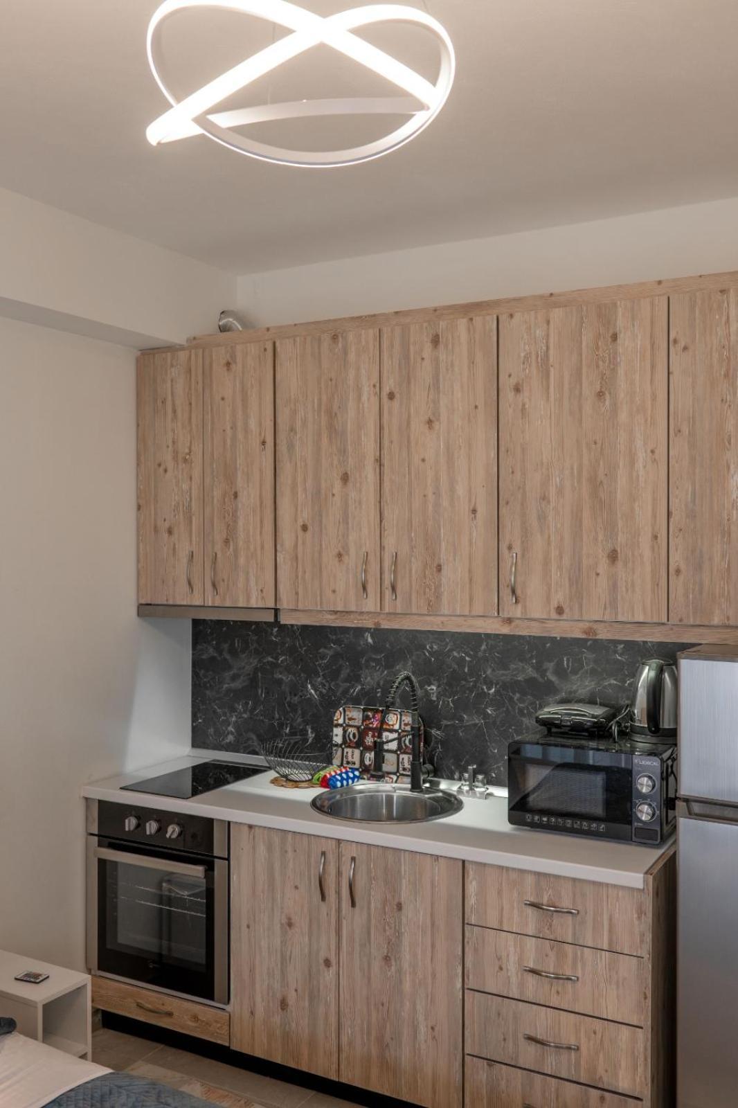 Esel Apartments ساراندا المظهر الخارجي الصورة
