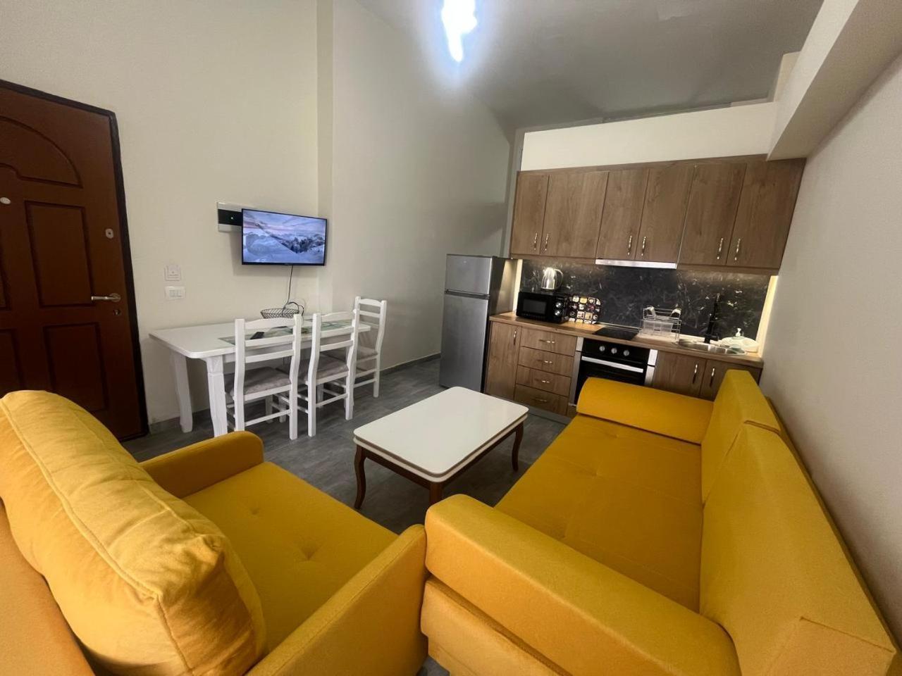 Esel Apartments ساراندا المظهر الخارجي الصورة